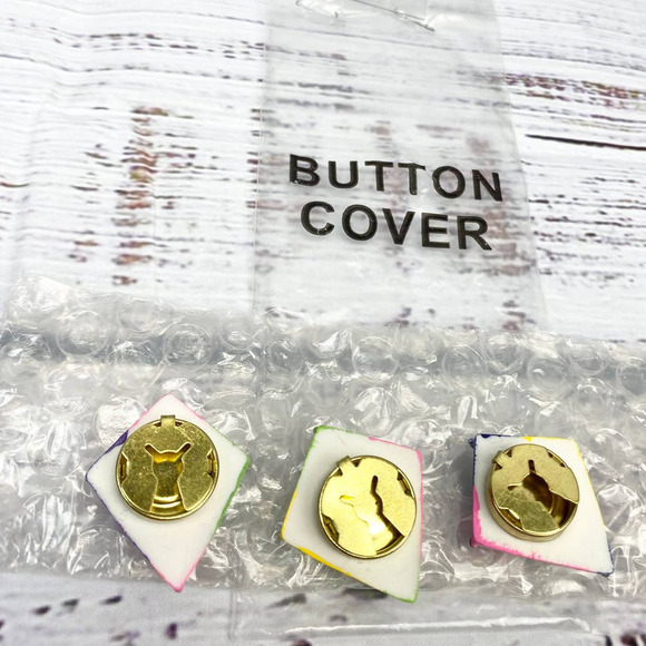 Vintage 1980's Ladies Fashion Bold Vibrant Eclectic Button Cover Set of Three - Picture 5 of 7